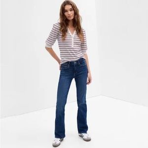 Gap 1969 mid rise boot cut jeans